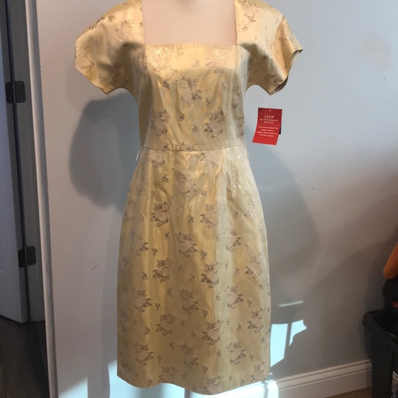 BIGIO Dresses & Skirts - BIGIO Special Occasion Midi Dress - Gold- Size 10